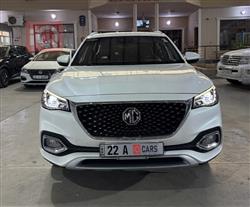 MG HS